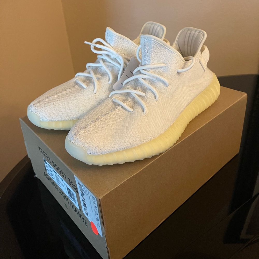 Yeezy Boost 350 V2